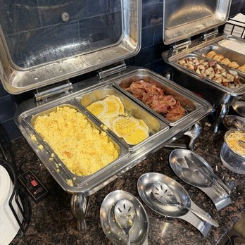 Kathryn Riverfront Inn, Ascend Hotel Collection - Breakfast - Hotels Near Me - Seaside, Oregon Kathryn Riverfront Inn, Ascend Hotel Collection - Breakfast - Hotels Near Me - Seaside, Oregon