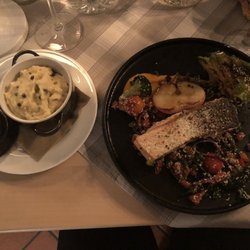 Frischer Lachs mit KapernPüree