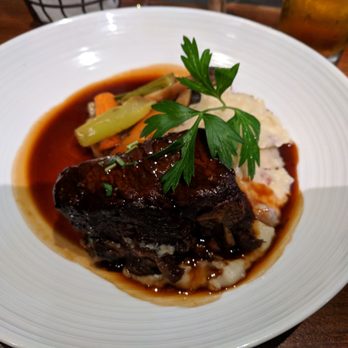 Pinstripes - Boneless short rib was okay, but the mashed potatoes and bland bordelaise ruined it. - Bowling Near Me - North Bethesda, Maryland