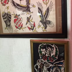 Da House electric tattoing - El Rata es especialista en tatuaje tradicional.