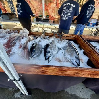 Tuna Harbor Dockside Market - Seafood Markets Near Me - San Diego, California
