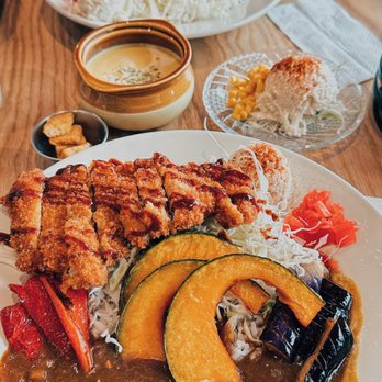 Curry Hyuga - Tonkatsu Curry (chicken) with added vegetables - Japanese Curry Near Me - Cupertino, California Curry Hyuga - Tonkatsu Curry (chicken) with added vegetables - Japanese Curry Near Me - Cupertino, California