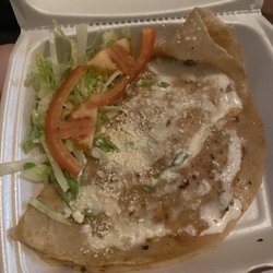 La Doña Mexican Food Truck - Quesadilla gigante