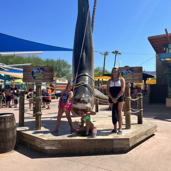 Six Flags Hurricane Harbor - Main entrance to the water park - Water Parks Near Me - Glendale, Arizona Six Flags Hurricane Harbor - Main entrance to the water park - Water Parks Near Me - Glendale, Arizona