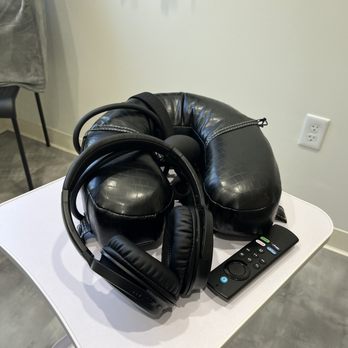 Illume Dental Studio - Headphones and neck pillow - Cosmetic Dentists Near Me - Orlando, Florida Illume Dental Studio - Headphones and neck pillow - Cosmetic Dentists Near Me - Orlando, Florida