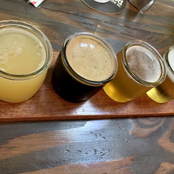 Syncopated Brewing - They do 4x 4oz pours in a flight. Great way to sample their variety of beers. - Breweries Near Me - Lakewood, California