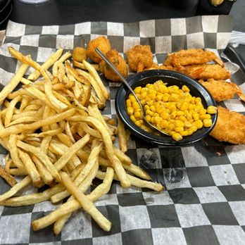 Punkin's Bar-B-Que & Catfish - Butterfly shrimps - Barbeque Near Me - Pauls Valley, Oklahoma Punkin's Bar-B-Que & Catfish - Butterfly shrimps - Barbeque Near Me - Pauls Valley, Oklahoma