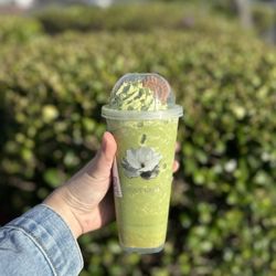 Matcha cookie smoothie