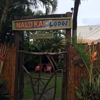 Nalu Kai Lodge - Entrance - Hotels Near Me - Paia, Hawaii Nalu Kai Lodge - Entrance - Hotels Near Me - Paia, Hawaii