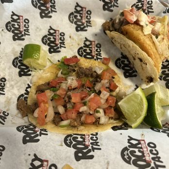 Rocky Mountain Taco - Food Trucks Near Me - Minturn, Colorado