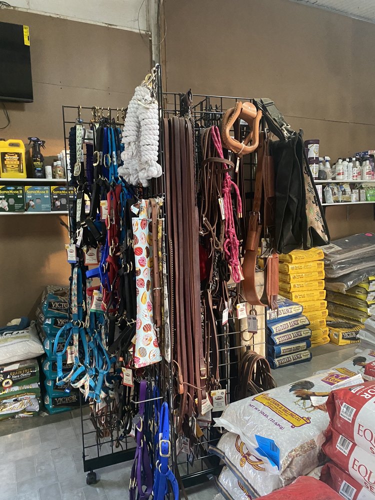 VIVI’S FEED Updated September 2024 10 Reviews 4409 California Ave