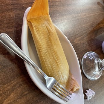 Al Son De Mi Barrio - Tamale de rajas con queso - Mexican Near Me - Providence, Rhode Island