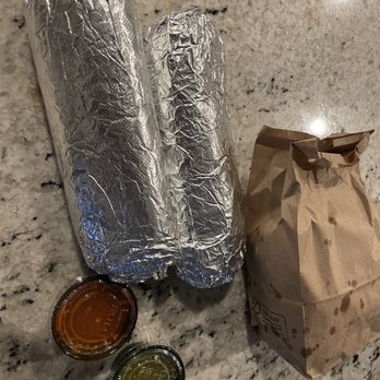 Burrito Mariachi - Burritos, chips, salsa - Mexican Near Me - Patchogue, New York