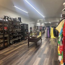 Red Door Consignment