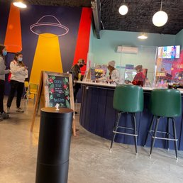 Cute bar!