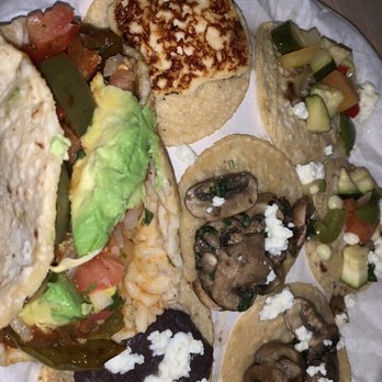 Guisados - Mexican Near Me - Los Angeles, California
