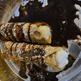 Cannolis