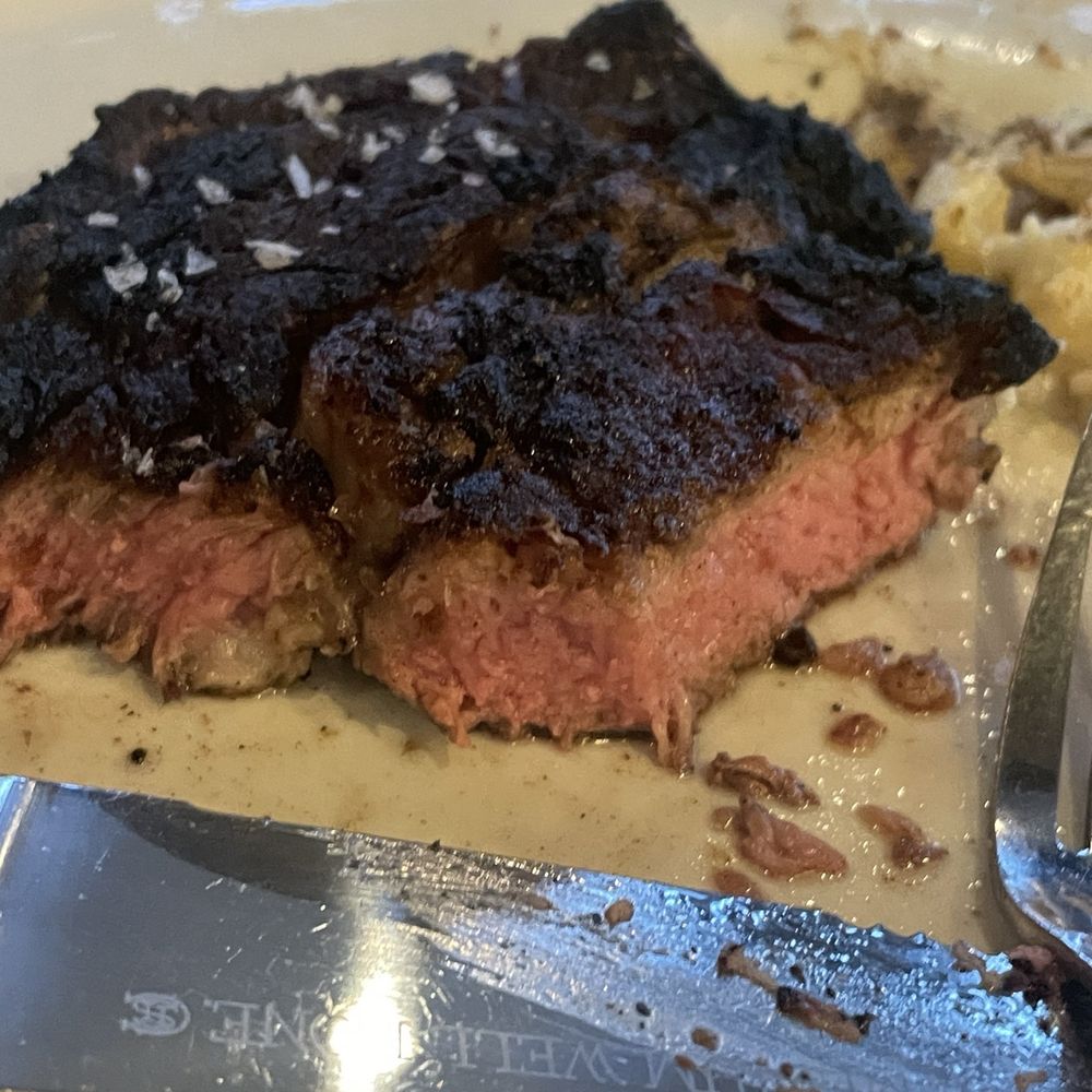 Chuck's Steakhouse - Steakhouses Near Me - Banff, Alberta Chuck's Steakhouse - Steakhouses Near Me - Banff, Alberta