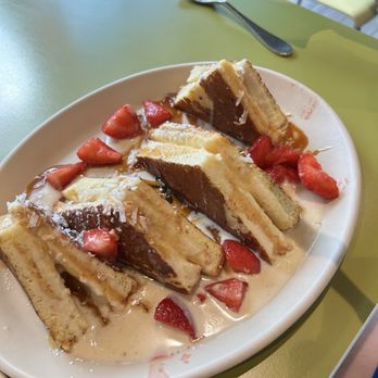 Snooze, an A.M. Eatery - OMG! French Toast GFF - Breakfast & Brunch Near Me - Alpharetta, Georgia Snooze, an A.M. Eatery - OMG! French Toast GFF - Breakfast & Brunch Near Me - Alpharetta, Georgia