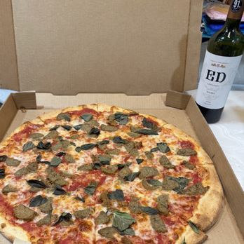 Moravela's Pizza - Pizza Near Me - Naples, Florida Moravela's Pizza - Pizza Near Me - Naples, Florida