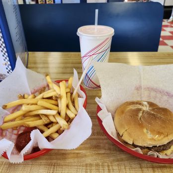 New Guida's Restaurant - Hamburger (nekkid), fries, strawberry shake - Hot Dogs Near Me - Middlefield, Connecticut New Guida's Restaurant - Hamburger (nekkid), fries, strawberry shake - Hot Dogs Near Me - Middlefield, Connecticut