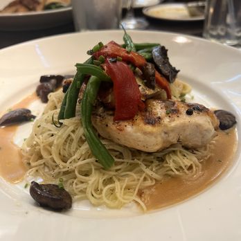 Carlyle - New American Near Me - Arlington, Virginia