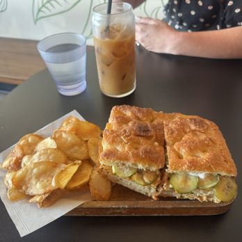 Goji Berry - CUBANO and chips - Vegan Near Me - Phoenix, Arizona Goji Berry - CUBANO and chips - Vegan Near Me - Phoenix, Arizona