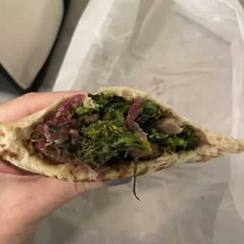 Tatte Bakery & Cafe | Harvard Square - Butternut squash hummus and roasted broccolini pita - Coffee & Tea Near Me - Cambridge, Massachusetts