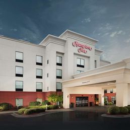 Exterior photo of Hampton Inn by Hilton Wilson - Wilson, North Carolina Exterior photo of Hampton Inn by Hilton Wilson - Wilson, North Carolina