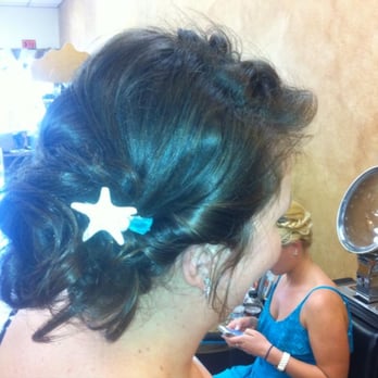 Strawberry Blonde's Hair & Nail Studio - Skin Care Near Me - Stuart, Florida Strawberry Blonde's Hair & Nail Studio - Skin Care Near Me - Stuart, Florida