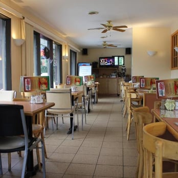 Lorenzos's Restaurant Pizzeria - the dining area - Pizza Near Me - Ottawa, Ontario Lorenzos's Restaurant Pizzeria - the dining area - Pizza Near Me - Ottawa, Ontario
