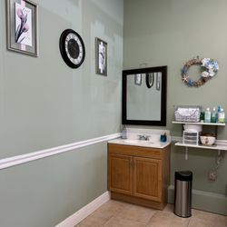 JS Lashes & Nails - We may be small, but we are extremely clean.
