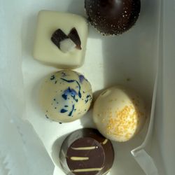 Von Chocolate - Truffles