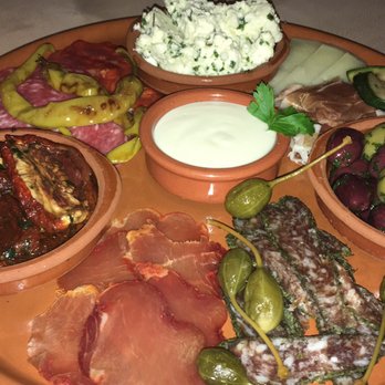 Café Madrid - Mixed Tapas - Spanish Near Me - Leipzig, SN