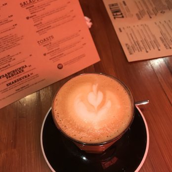 Zenith Brunch & Cocktails - Love my coffee (caramel latte) - Breakfast & Brunch Near Me - Lisbon, 11
