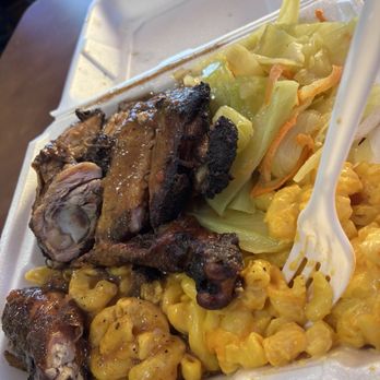 MP Island Cafe - Lunch Jerk Chicken (Leg & Thigh) Mac and cheese  Cabbage - Soul Food Near Me - Norfolk, Virginia