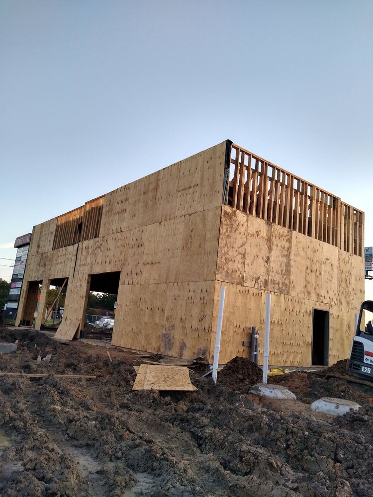 Slide of Lopez Construction and Framing