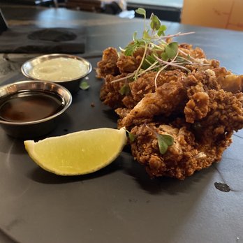Le Chick - Fried Chicken $7 Happy Hour - Cocktail Bars Near Me - Miami, Florida