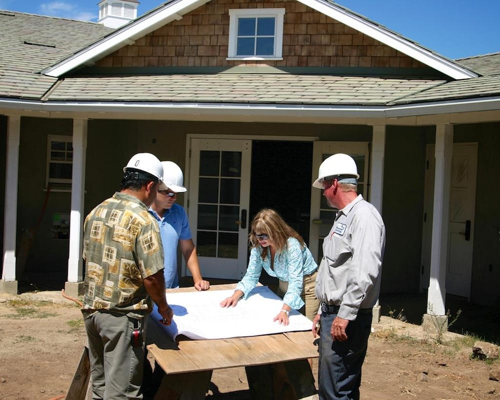 Slide of Derrick's Roofing