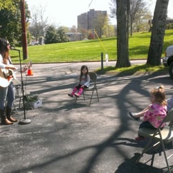 West End Farmers Market - Free music!
