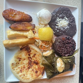 Gloria's Latin Cuisine - Mexican Near Me - Austin, Texas