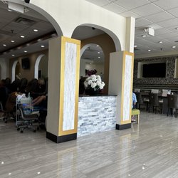 Vip Nails & Spa - Inside