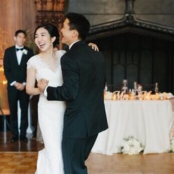 Kateetak Studios - Jason and Wendy share a romantic and timeless moment during their First Dance!