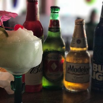 Garcia's Bar & Grill - a margarita with a slice of lime - Bars Near Me - Pearsall, Texas
