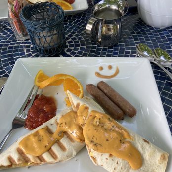 Old Manse Inn - Yum!!! Breakfast burrito with maple sausage - Hotels Near Me - Brewster, Massachusetts