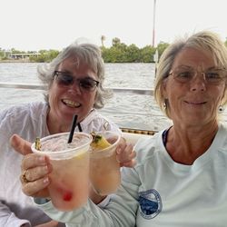 Tiki Taxi & Cruises - Cocktails from the bar