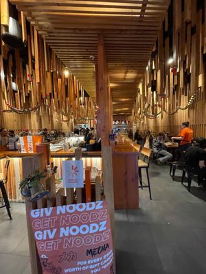 Mẹcha Noodle Bar by null