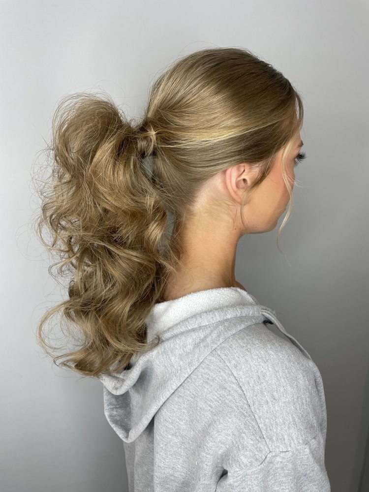 HAIR JUNKIE Updated October 2024 59 Photos & 96 Reviews 650 A