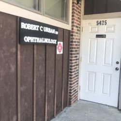 Urban Eye Care - Their front door