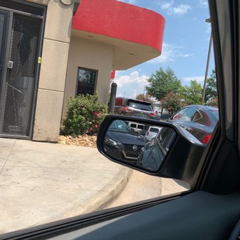 Chick-fil-A - Line moves pretty fast during lunchtime. - Fast Food Near Me - Homewood, Alabama